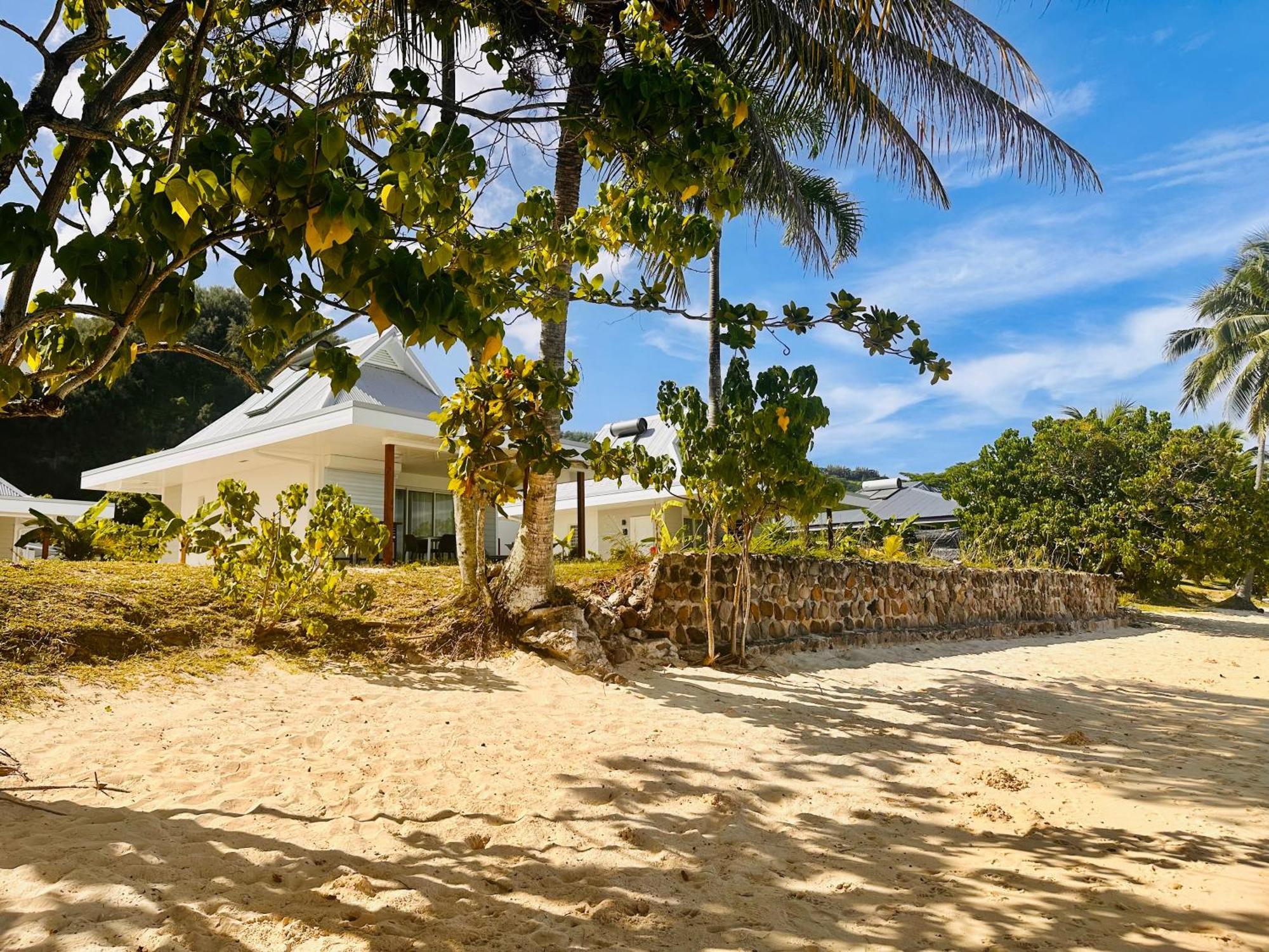 Niu Beach Hotel 莫雷阿 外观 照片